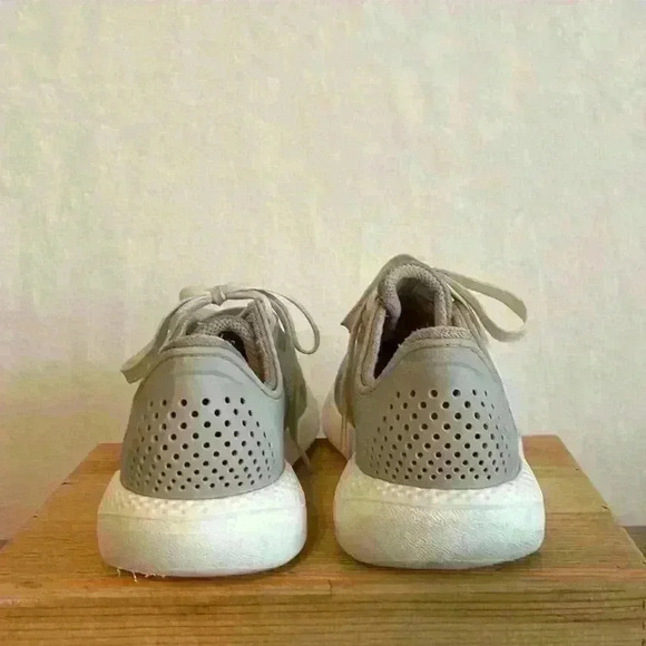 Crocs Literide Pacer Women’s Athletic Shoes Gray Sneaker 10 W - Picture 3 of 6